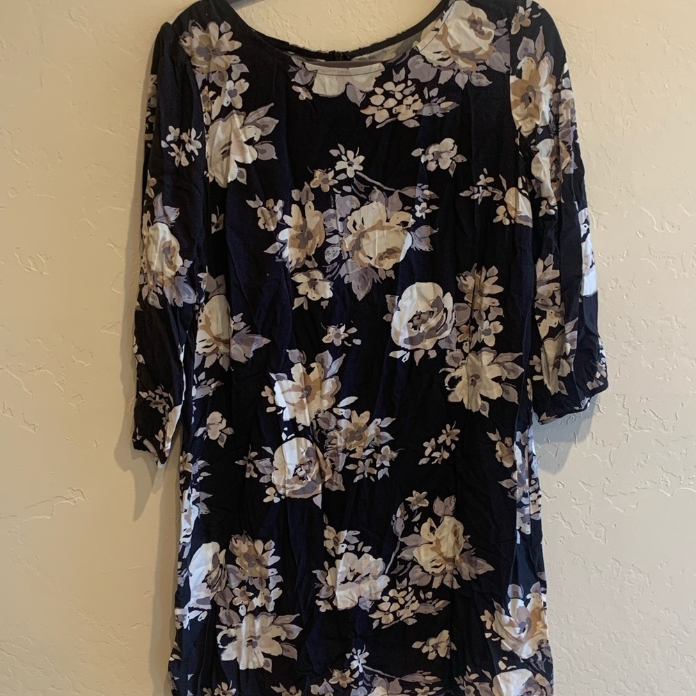 Light & Long Sleeve Dress*​​​